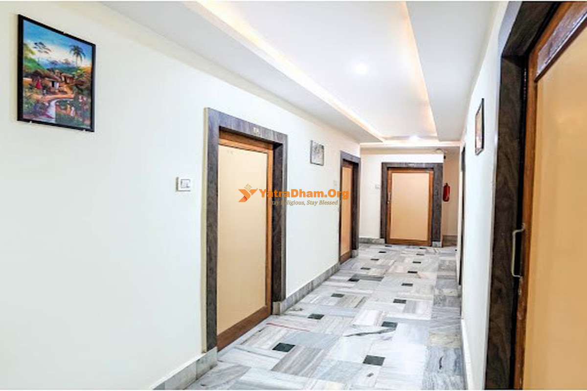 New Shanti Hotel Prayagraj (Allahabad) Lobby