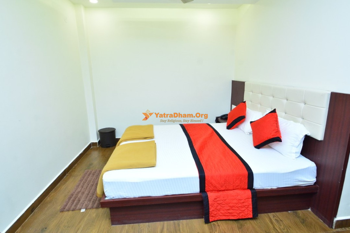 Hotel Royal Retreat Murudeshwar 2 Bed Room