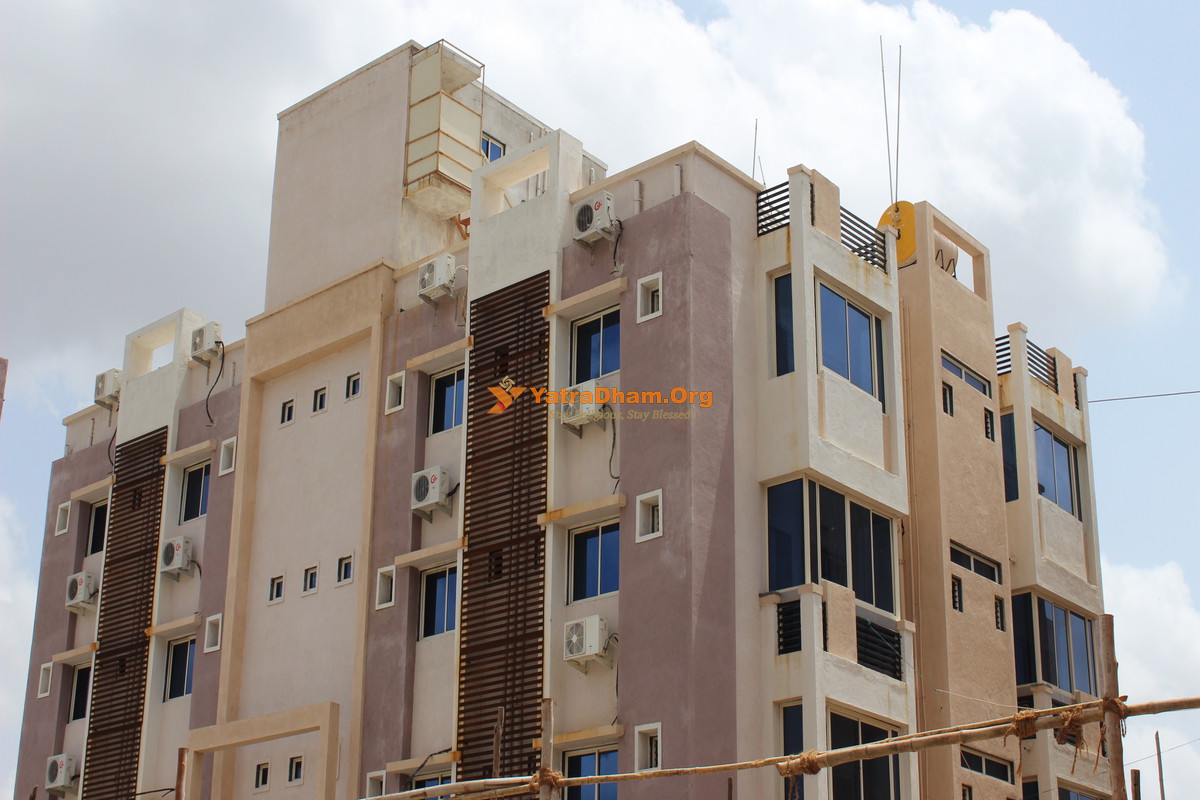 Gajabhishek Jain Tirth  Saputara Building