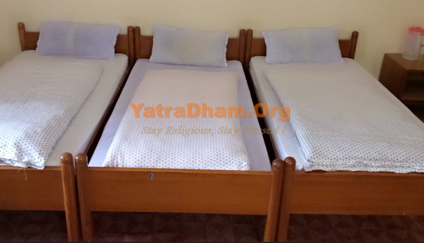 Gangotri Hotel Birla Mangal Niketan Room