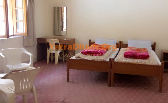 Gangotri Hotel Birla Mangal Niketan Room