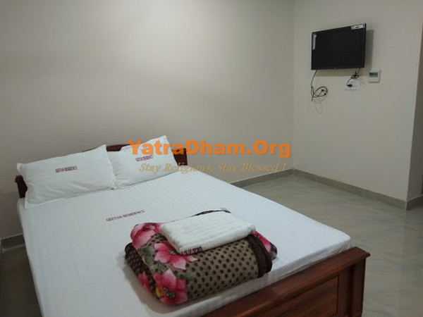 Geetan Residence Thirunallar Room