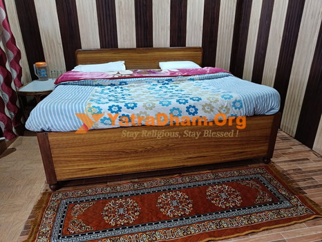 Hotel Priya Ghangaria Room
