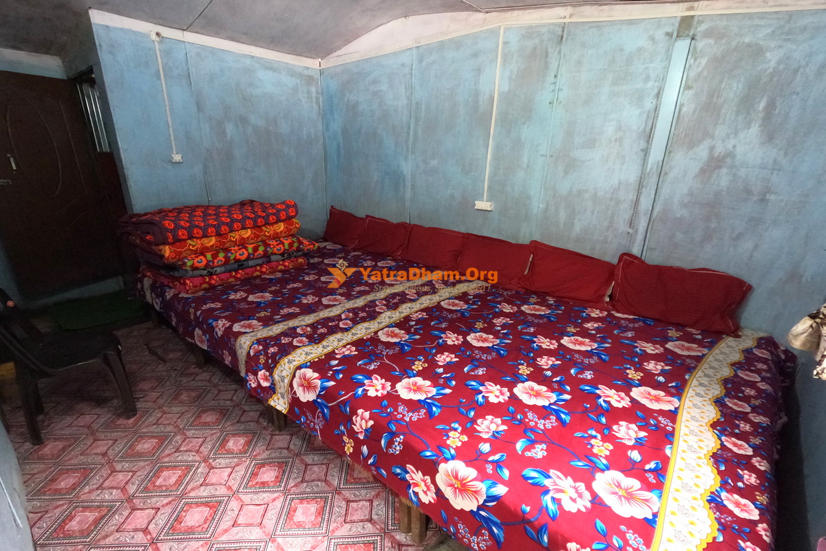 Maharashtra Niketan Gaurikund 6 Bed Room