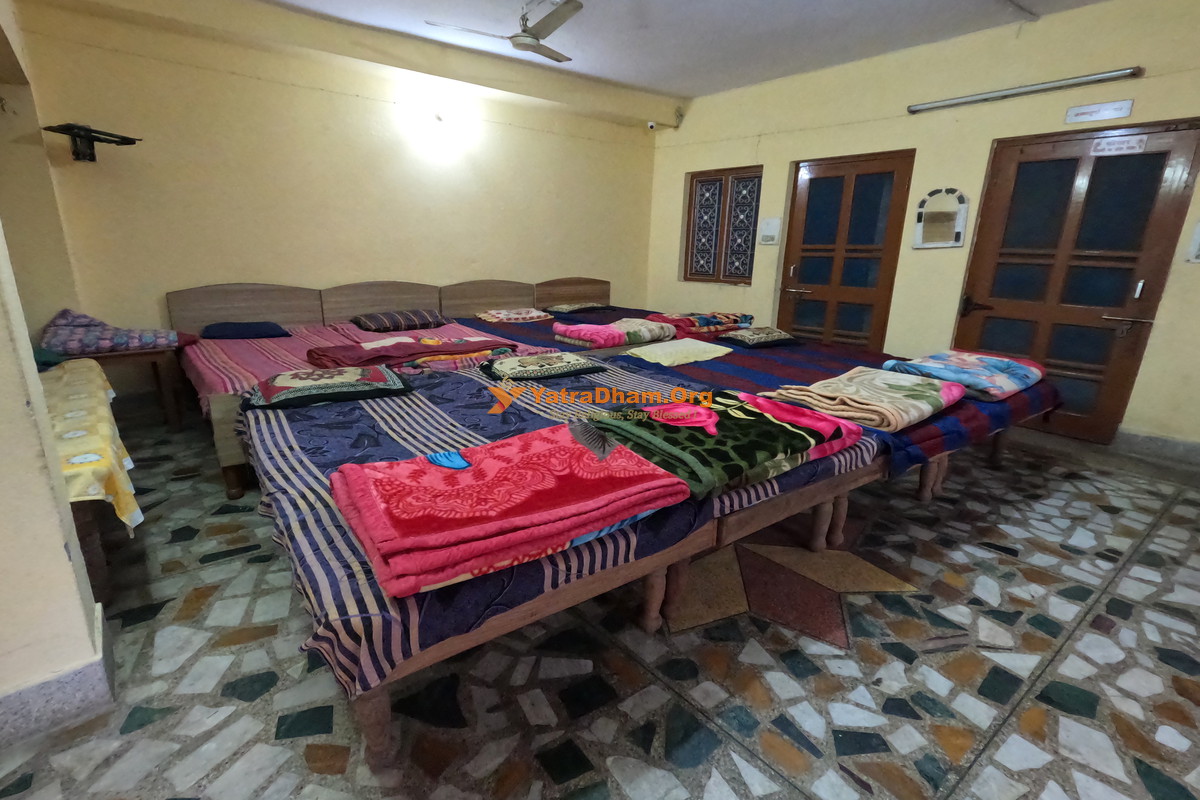 Avadhoot Mandal Ashram (Hanuman Mandir) Uttarkashi 3 Bed Room