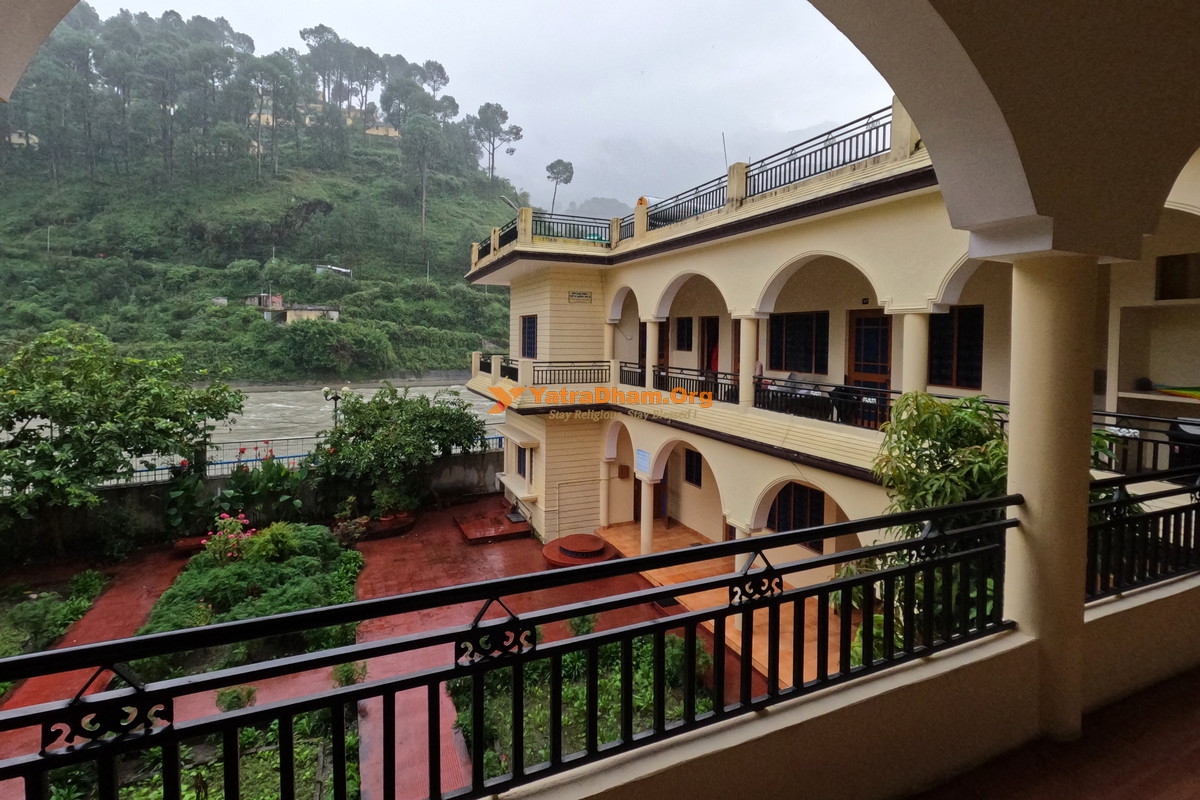 Yoga Niketan Trust Uttarkashi 2 Bed Room