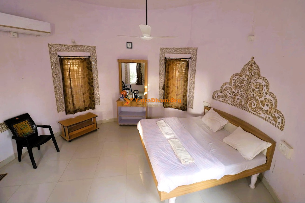 Gorewali Resort (Dhordo - Kutch-Bhuj) Cottages