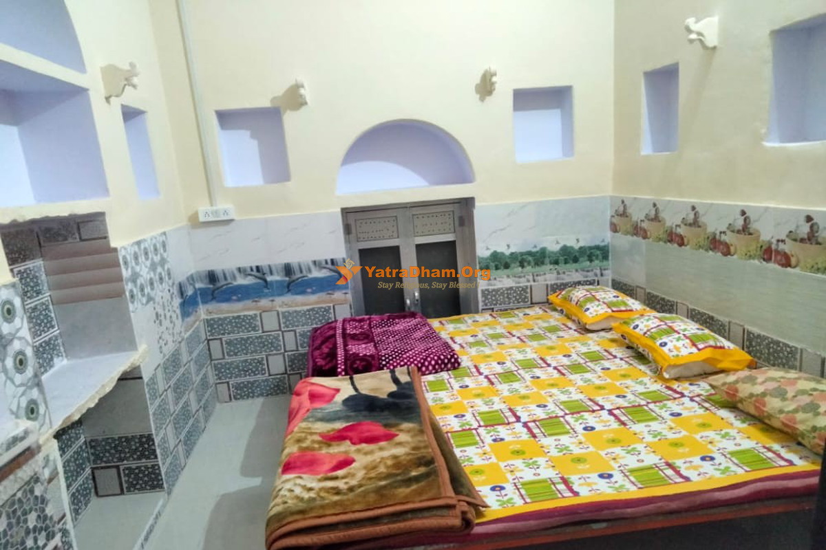 Shri Swami Shital Das Akhada Varanasi 3 Bed Room View