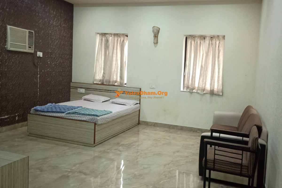 Shree Calcutta Gujarati Samaj Dharamshala  Kolkata 2 Bed Room View