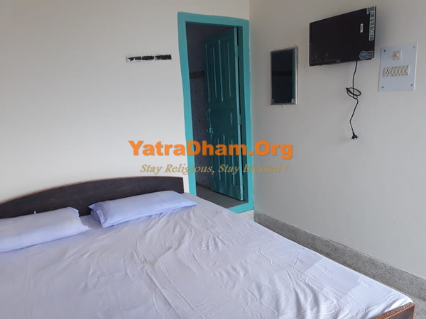 Maharashtra Mandal Guptkashi Room
