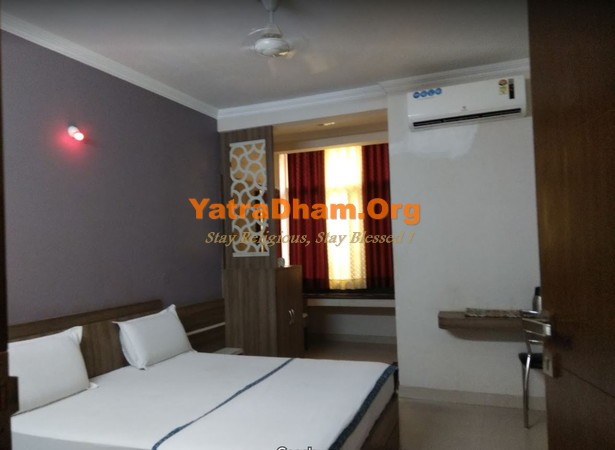 Gwalior Vidhi Chand Dharamshala 2 Bed Deluxe AC Room
