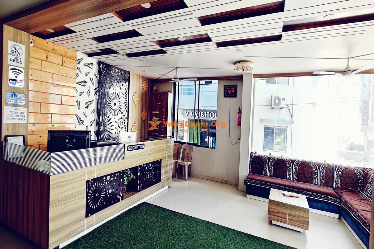 Hotel Krish Somnath Seating Area