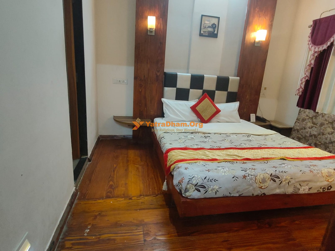 Hotel Bhagyoday Palace Executive 6