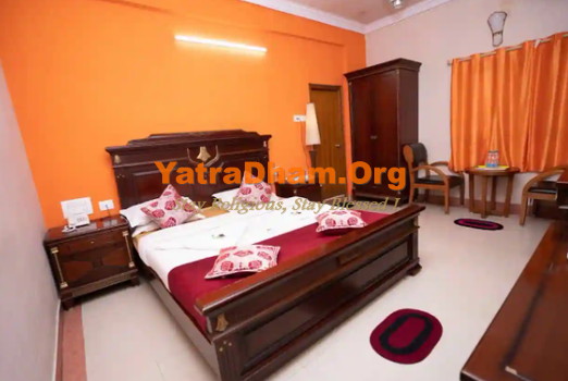 Rajahmundry Hotel Bommana Residency 2 Bed Room View 2