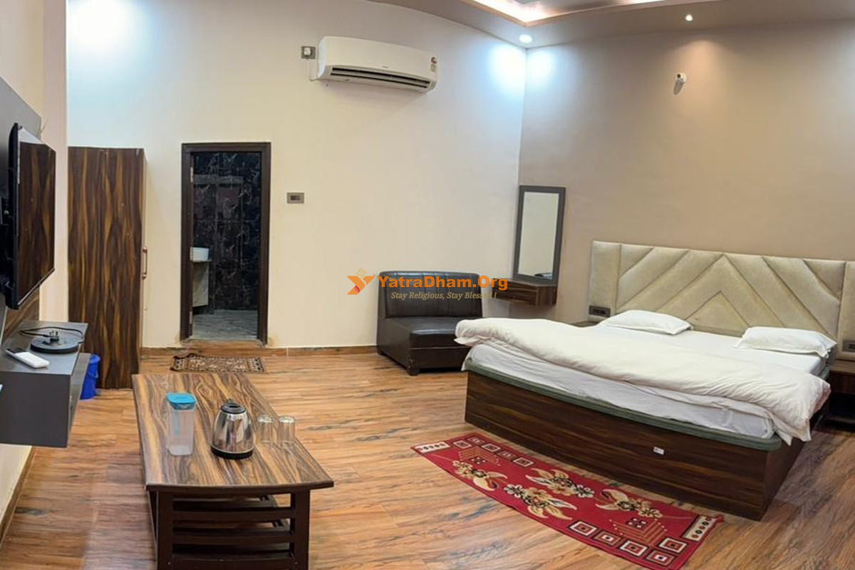 Hotel Hanumant Palace Ayodhya 2 Bed AC Room View 1