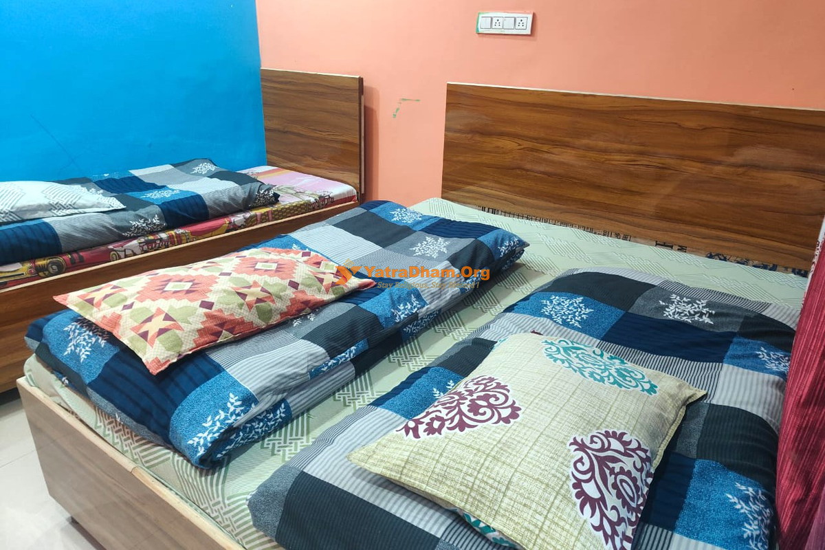 Hotel Prayag Raj Sonprayag 3 Bed Room View