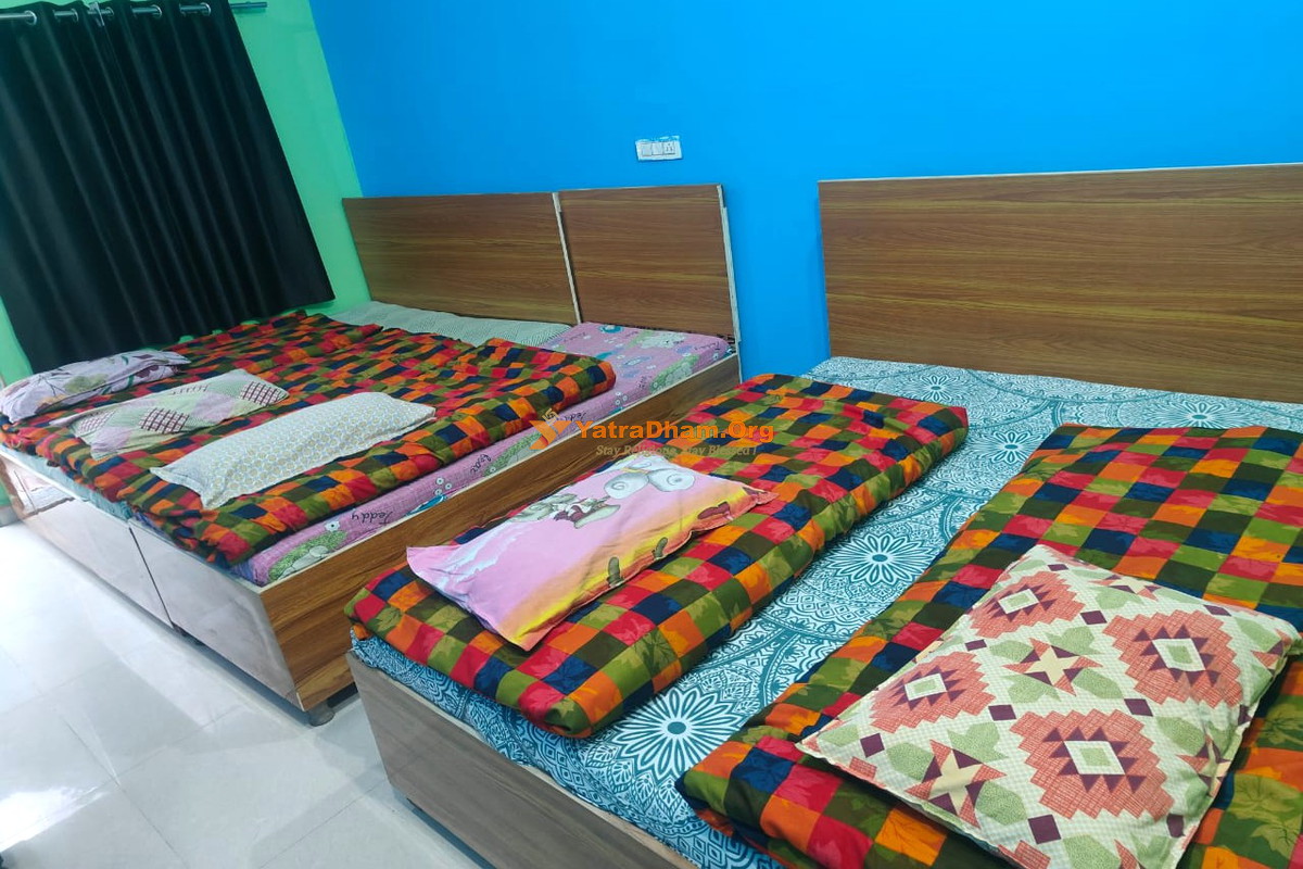 Hotel Prayag Raj Sonprayag 3 Bed Room View