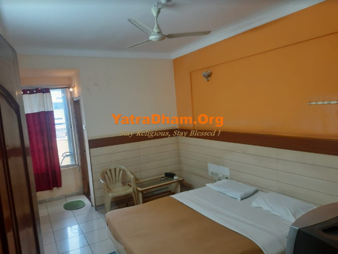 Badami Hotel Rajsangam International Room View 4