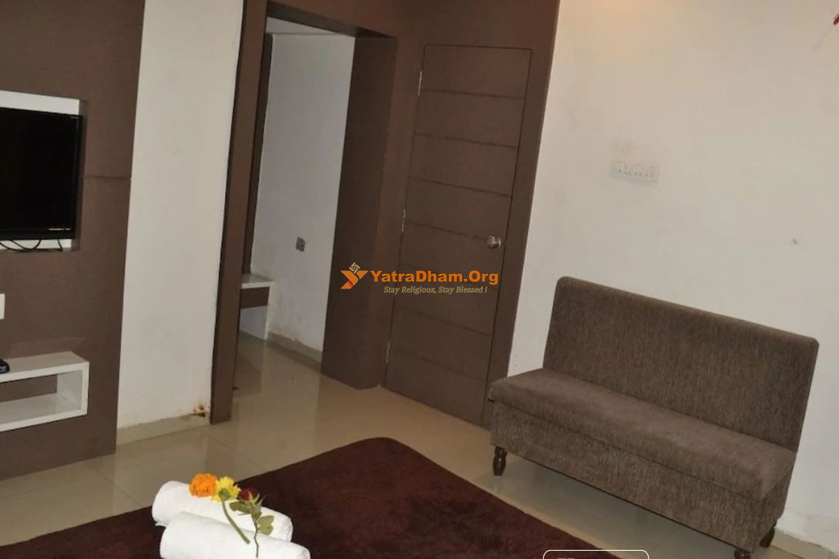 Hotel Safari Lodge Chimur 2 Bed Room