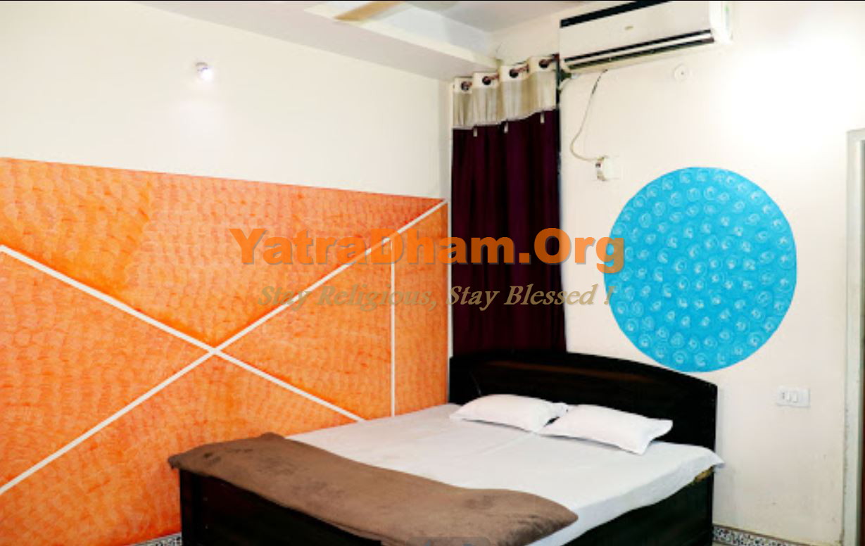 Maheshwar Hotel Sangeeni Room View 3