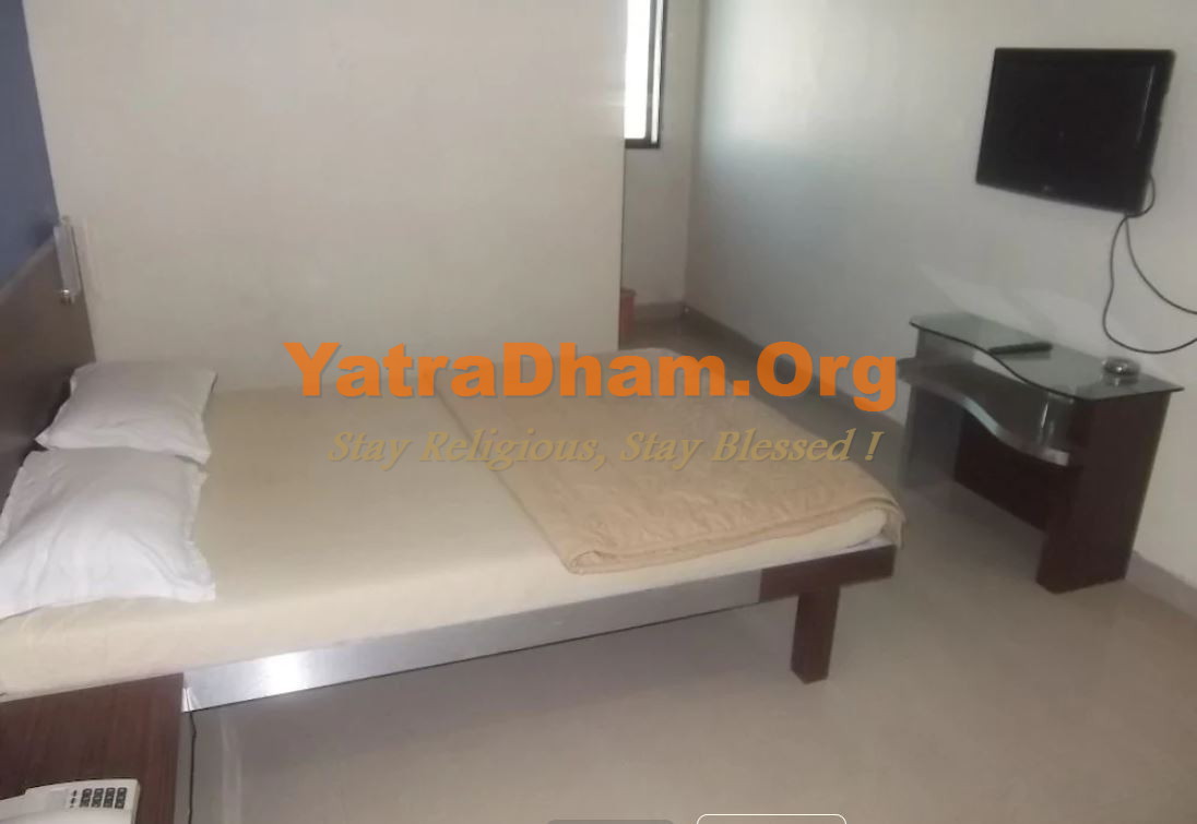 Hotel Shivalin Ranjangaon Room