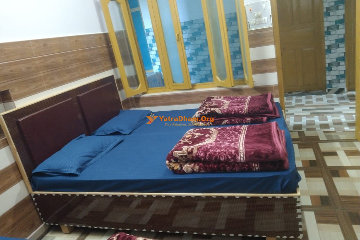 Hotel Aakash Deep Yamunotri (Kharadi) 2 Bed Room 