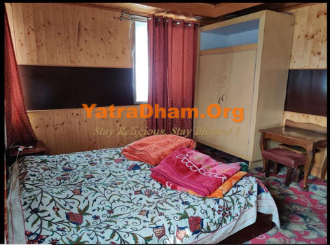 Gulmarg - YD Stay 325001 (JKTDC Huts Gulmarg) Room View 3