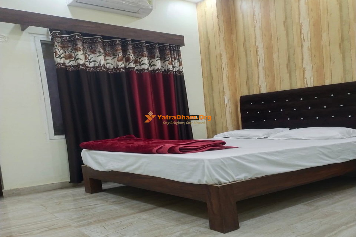 Hotel Swastika Home Stay - Ayodhya 2 Bed Room