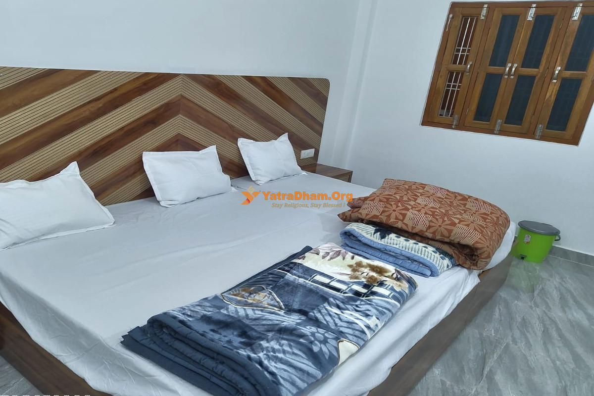 Ayodhya Siddhi Vinayak Guest House 3 Bed Room View