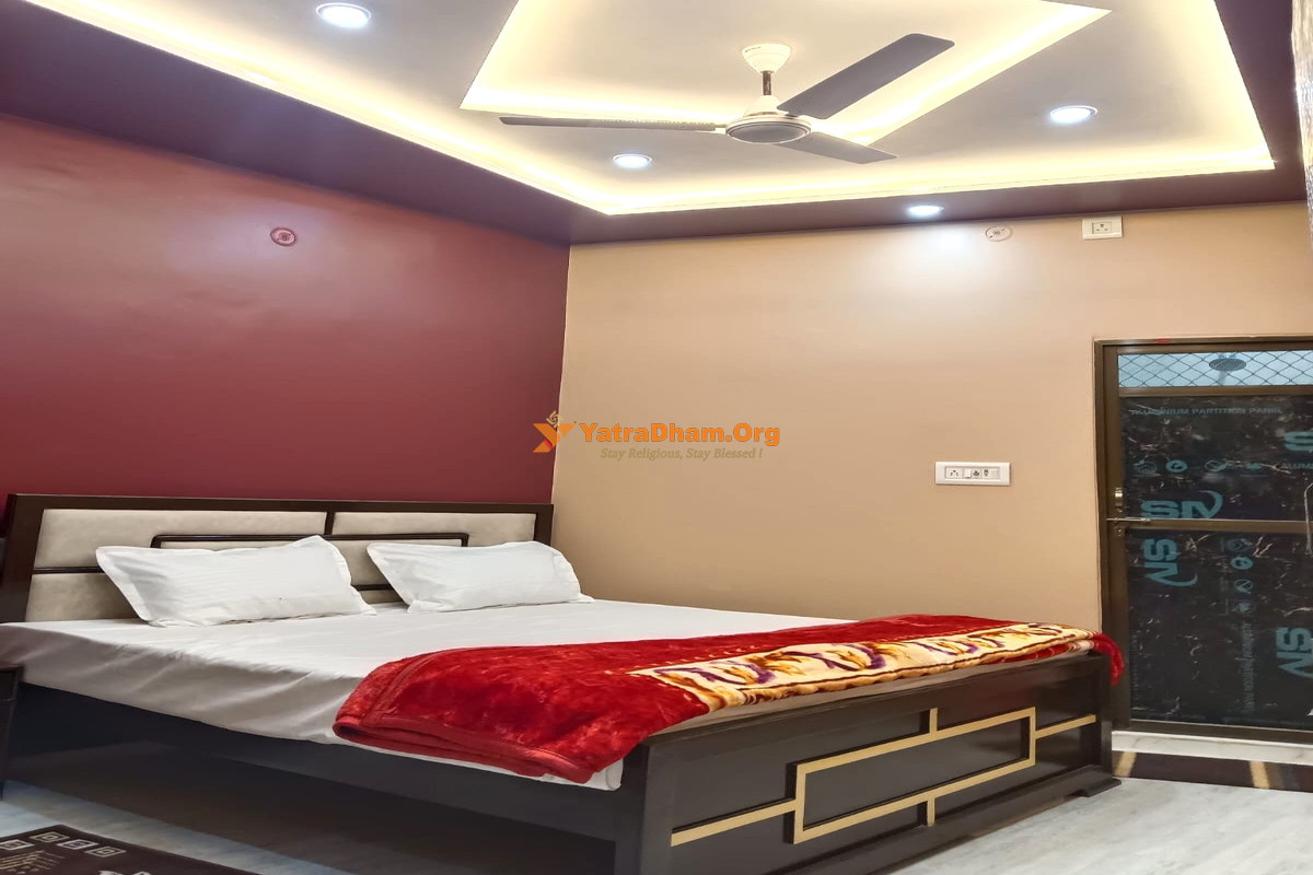 Kshireshwar Homestay - Ayodhya 2 Bed Room