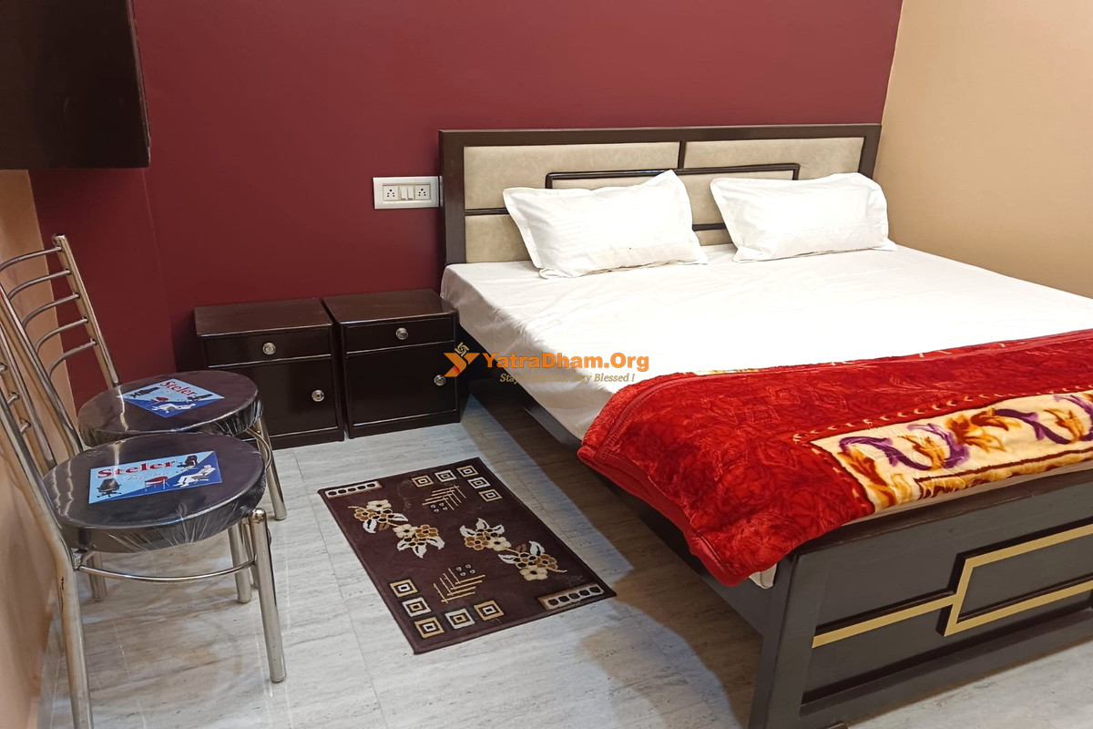Kshireshwar Homestay - Ayodhya 2 Bed Room