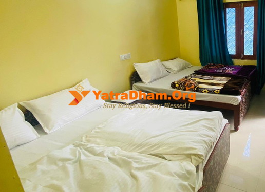 Best View Home Stay Guptkashi 4 Bed Non AC Room