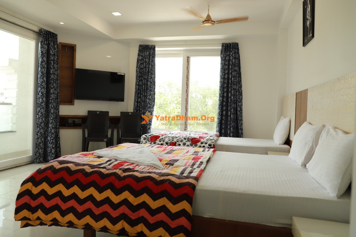 Shirdi Sai Tulasi Bhavan Shri Sai Annapurna Arya Vysya Satram Trust 3 Bed Room