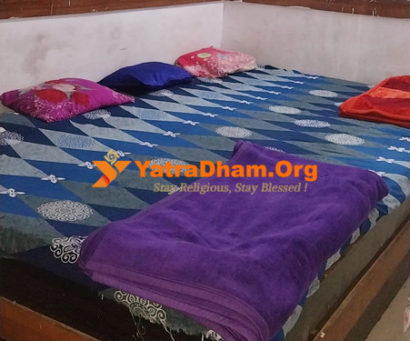Maihar Trimurti Yatri Niwas 3 Bed Room