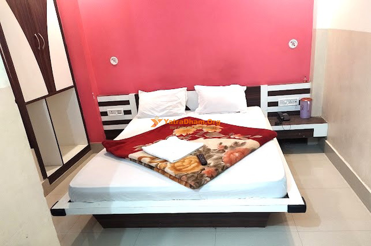 Deoghar Hotel Padmanane 2 Bed Room View