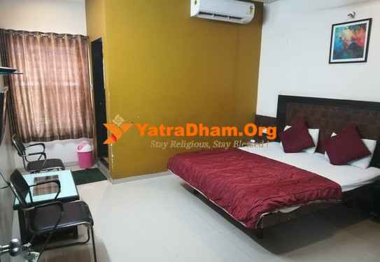 Hotel Arya Executive Parli 2 Bed Room 