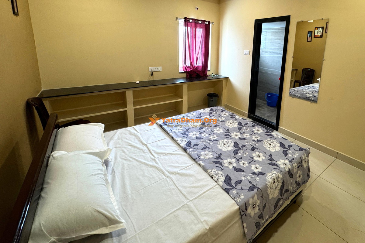 Pithapuram Sri Datta Comforts 2 Bed Room View