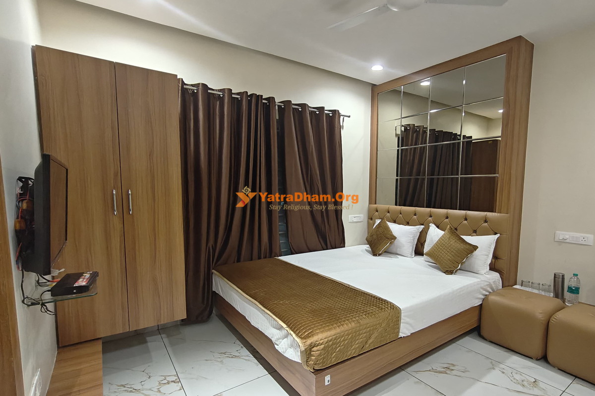 Hotel Shri Krishnam Ujjain Room