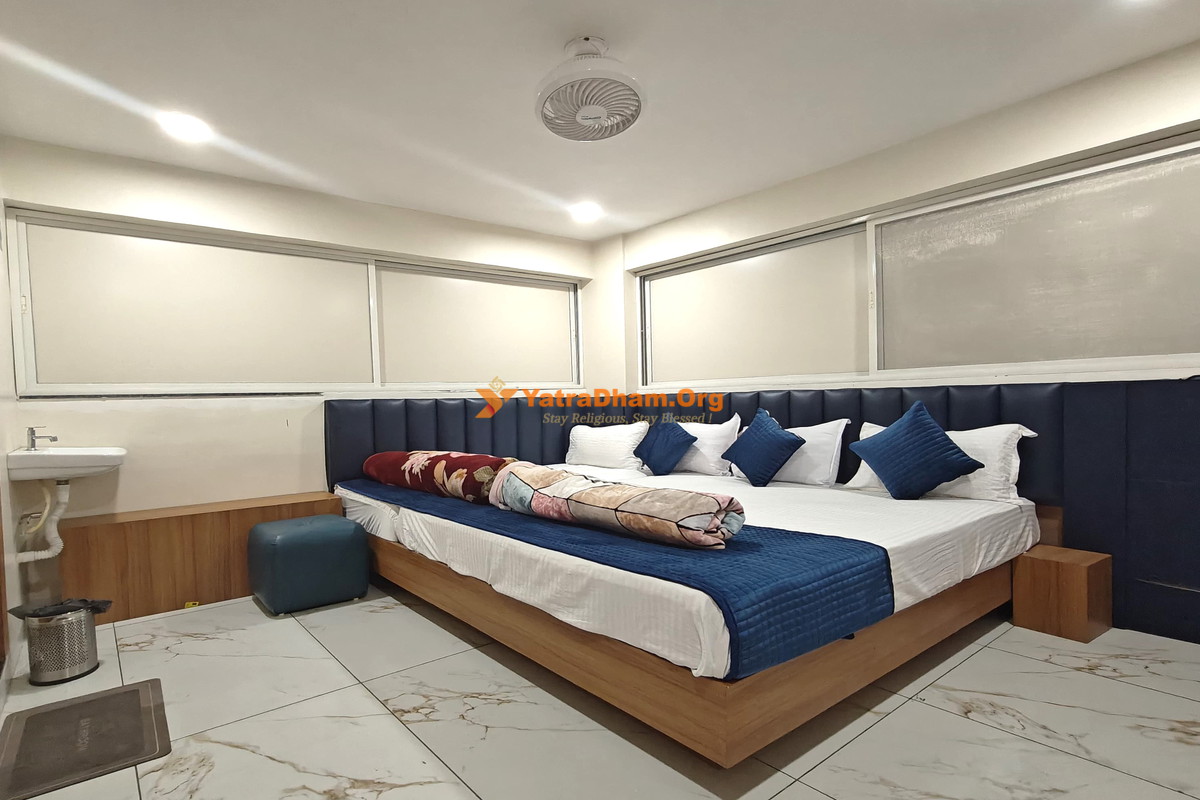 Hotel Shri Krishnam Ujjain 3 Bed Room