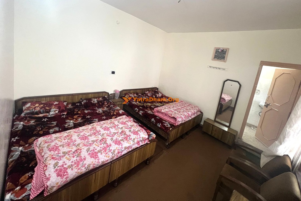 Punjab Sindh Awas Kedarnath 4 Bed Room View