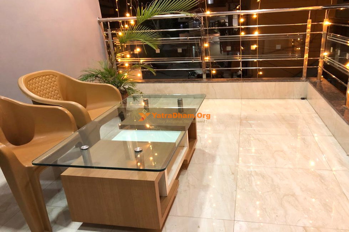 Hotel Tulsi Inn Trimbakeshwar 2 Bed Room 3 Bed Room