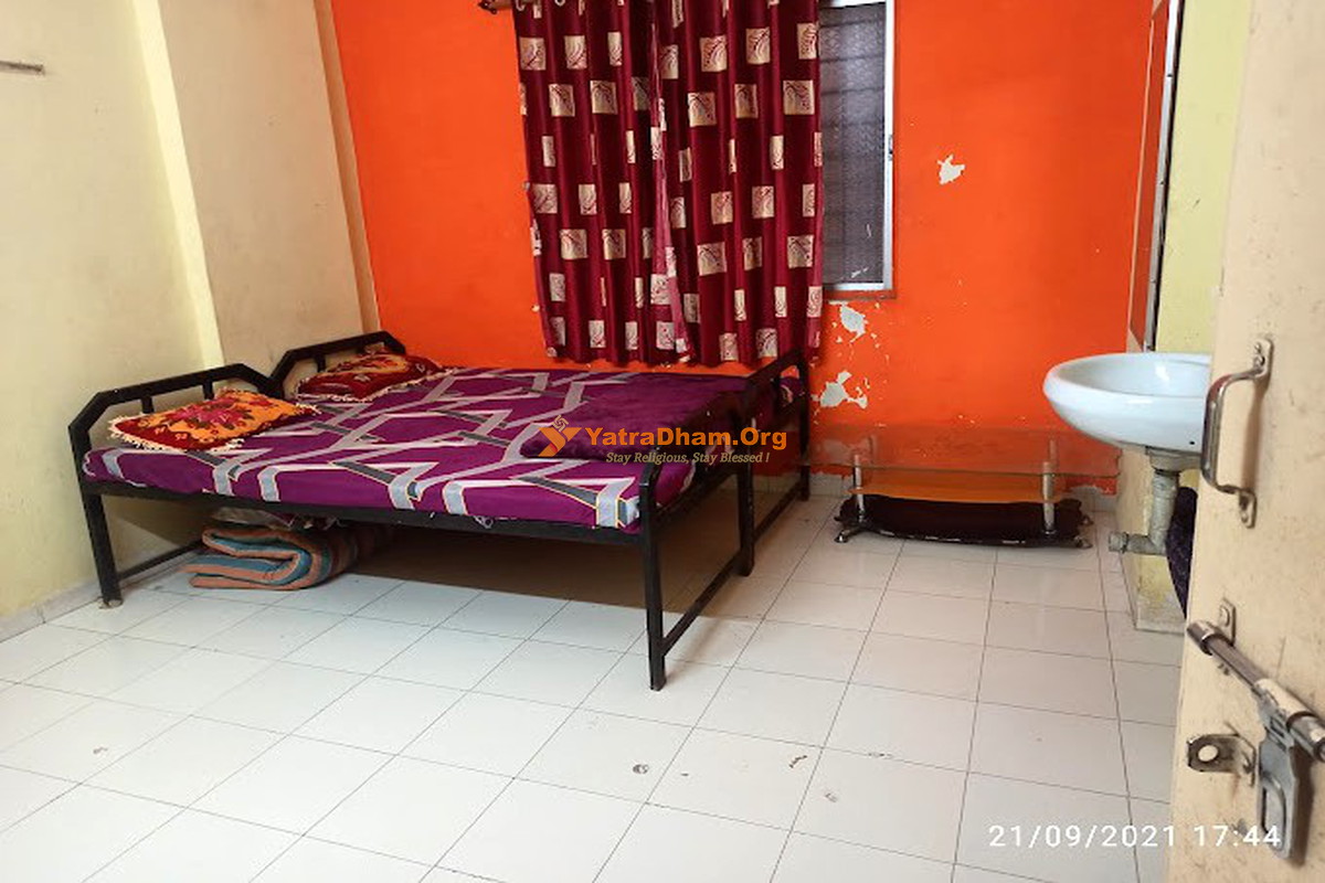 Shree Kshatriya Aahir Shimpi Samaj Dharamshala Trimbakeshwar 2 Bed AC Room