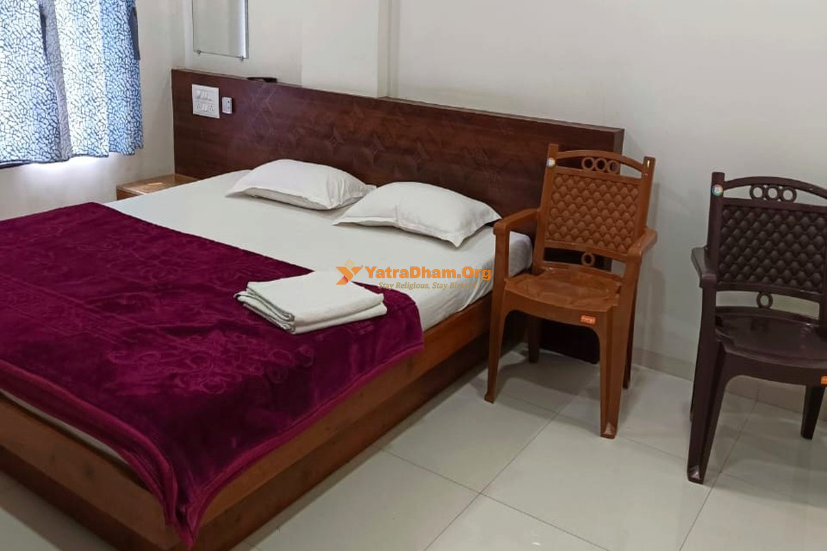 Hotel Himalaya Inn Trimbakeshwar 2 Bed Room