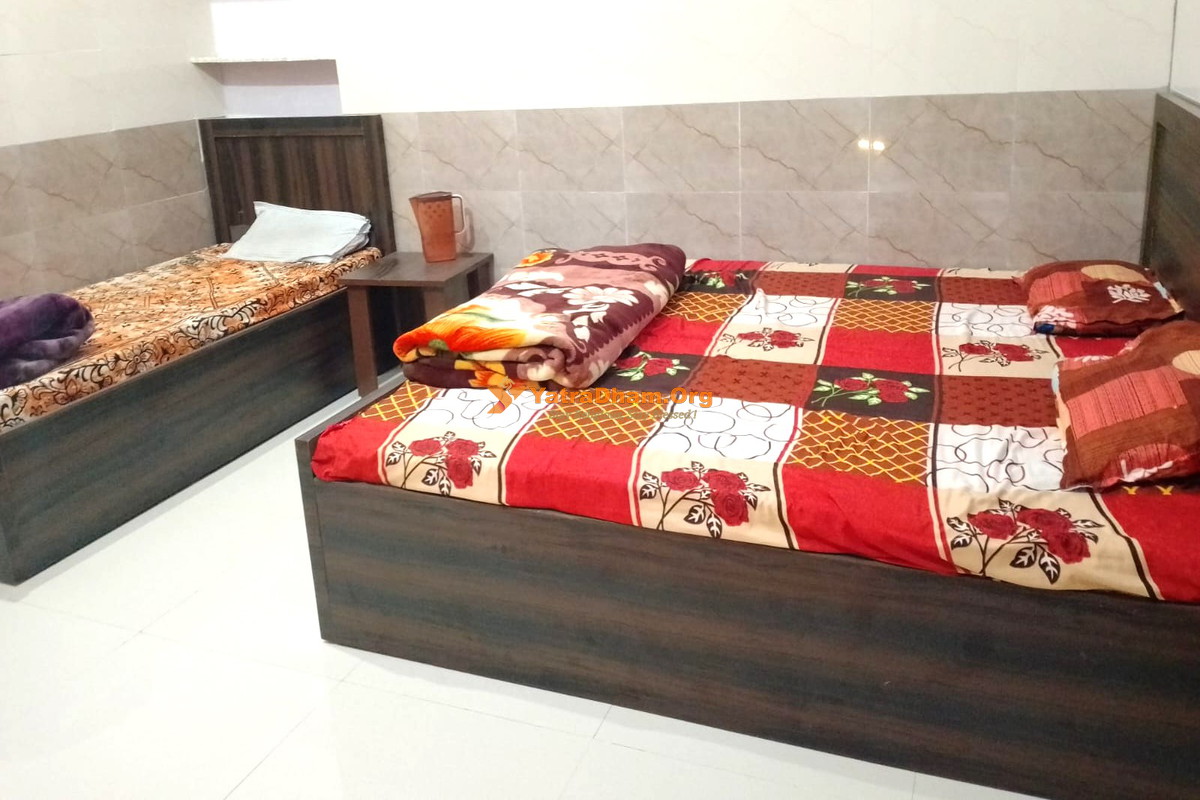 Mehandipur Parashar Yatri Niwas 3 Bed Room View