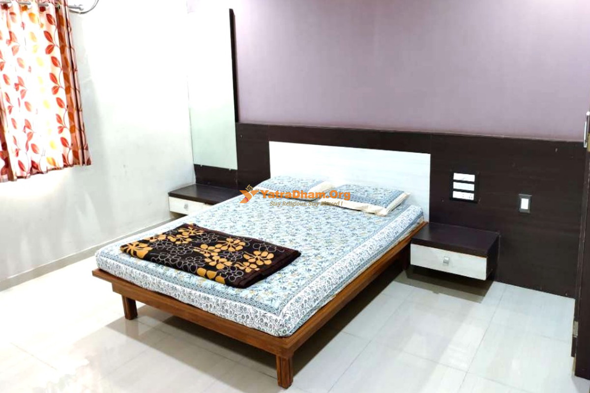 Rajpipla Hotel Sai Darshan 2 Bed Room View