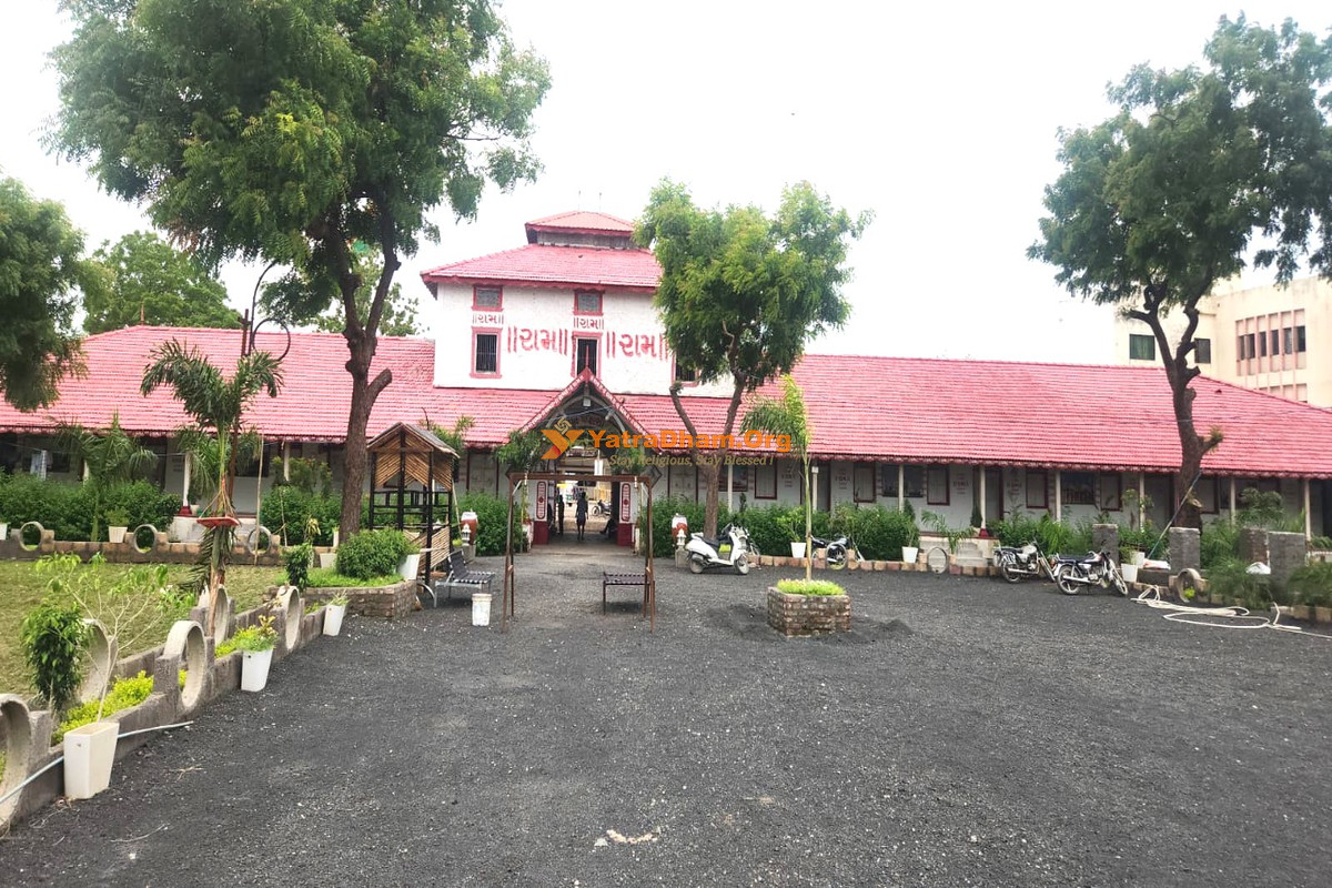 Heritage Dharamshala Yatrik Bhuvan Botad Building