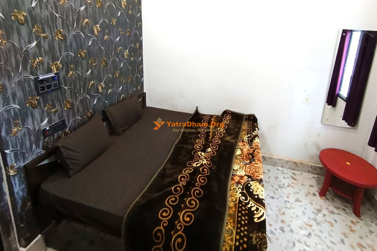 Deoghar Hotel Diamond Inn 2 Bed Room View