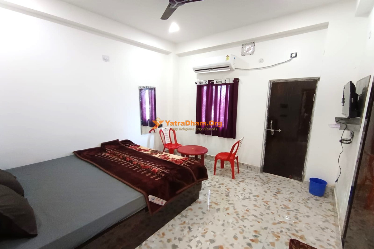 Deoghar Hotel Diamond Inn 2 Bed Room View