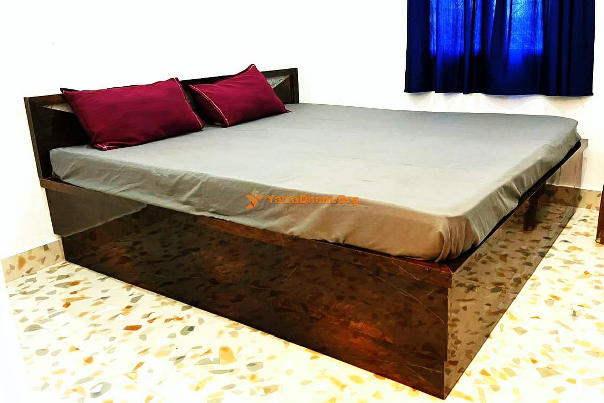 Deoghar Hotel Diamond Inn 2 Bed Room View