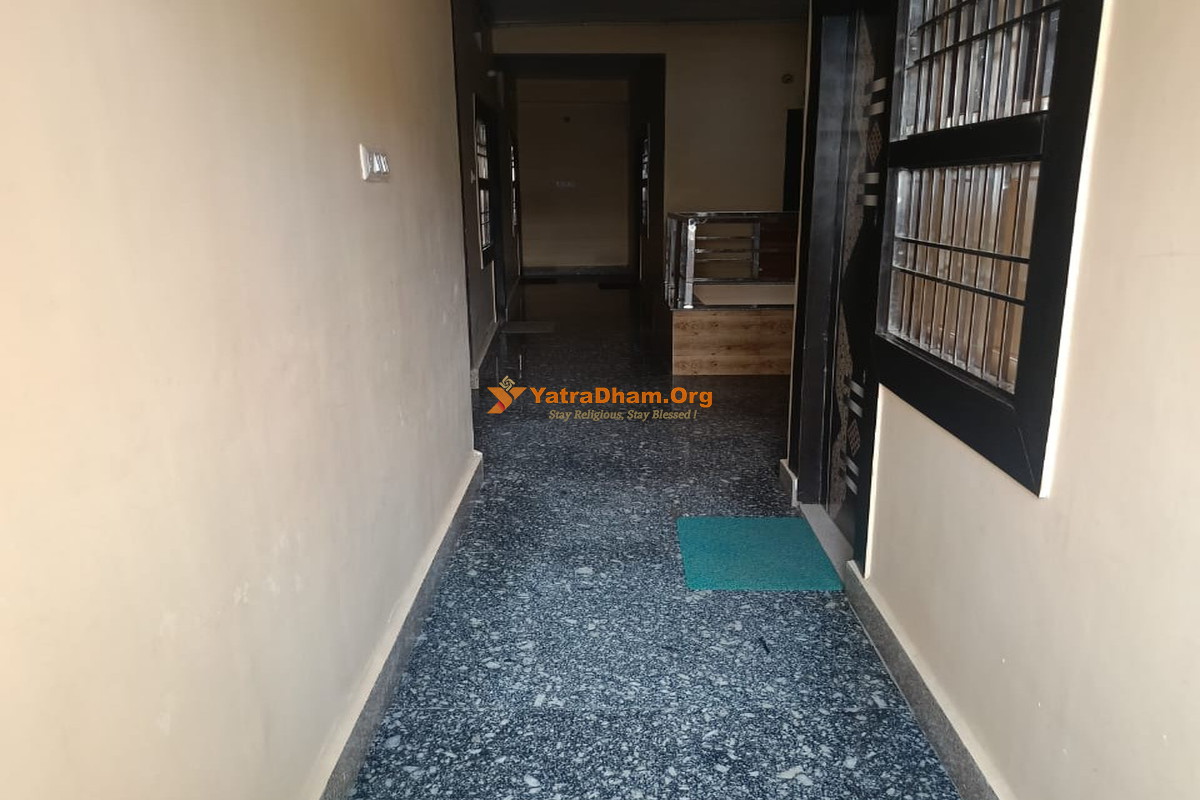 Gaya Annapurna Gujarati Guest House Lobby View